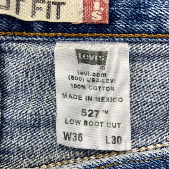 Levi's 527 Low Boot Cut Men's Jeans 36x30 Light Blue Denim - Picture 6 of 10